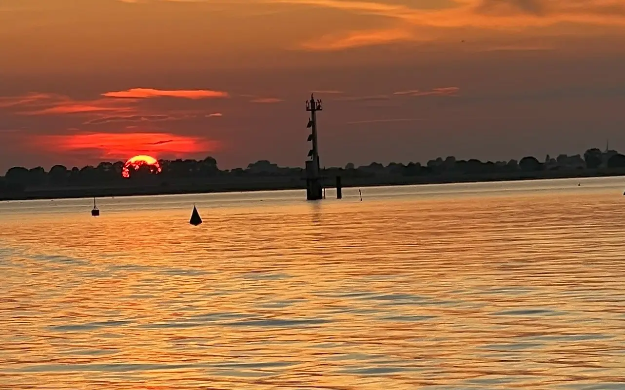 Sunset hausboot Hintergrund
